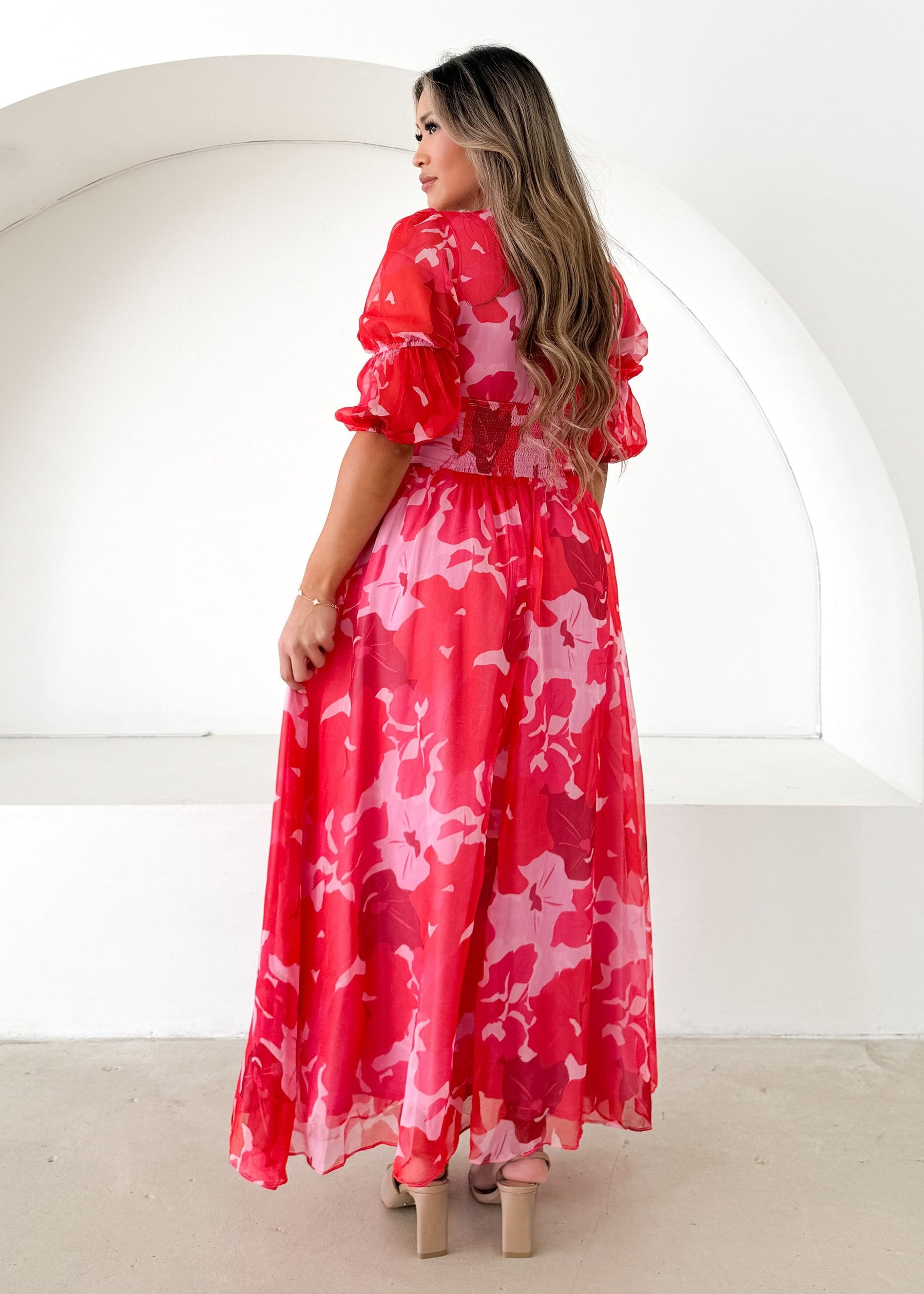 Vestido casual Tiffany + Acessórios de brinde 🎁