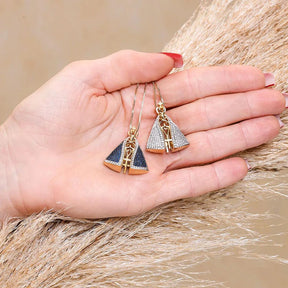 Colar Banhado a Ouro Nossa Senhora Aparecida - Proteção para sua família